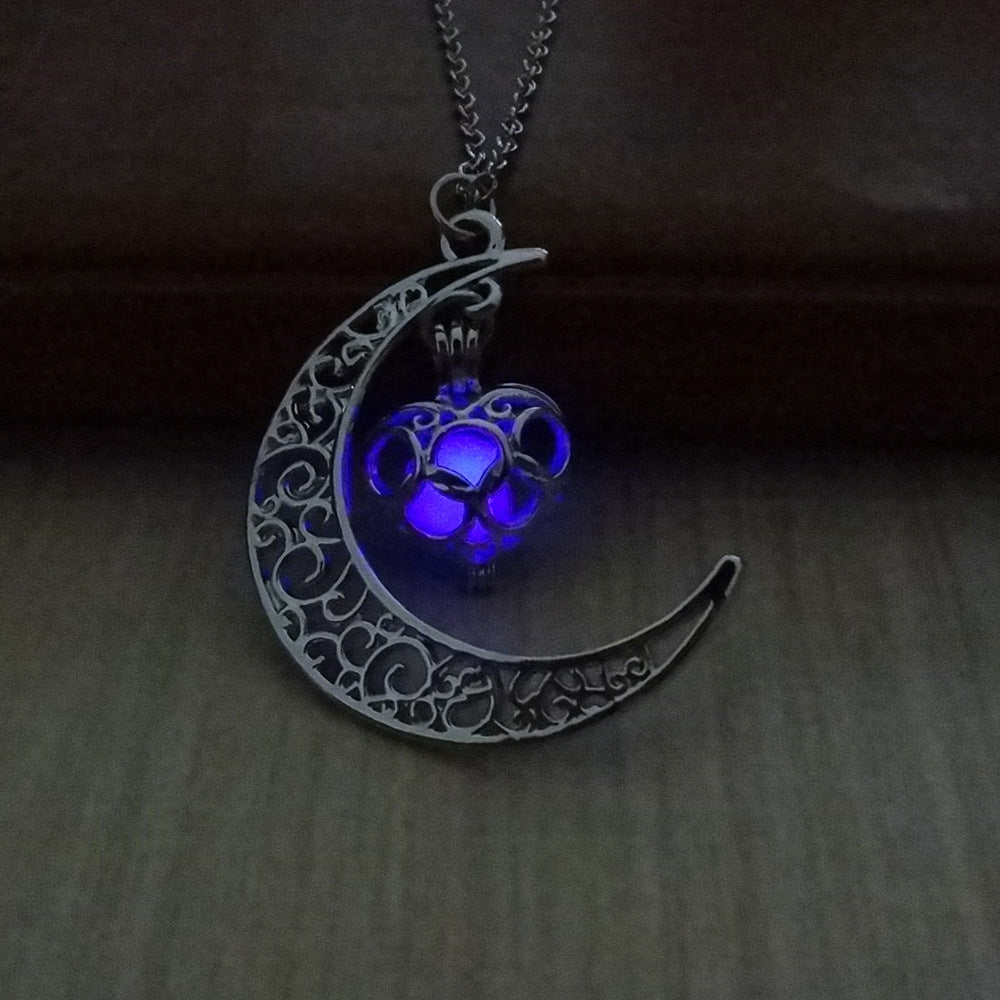 Glowing Pendant Necklace Silver Plated Chain