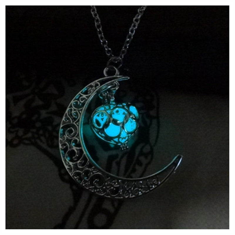 Glowing Pendant Necklace Silver Plated Chain