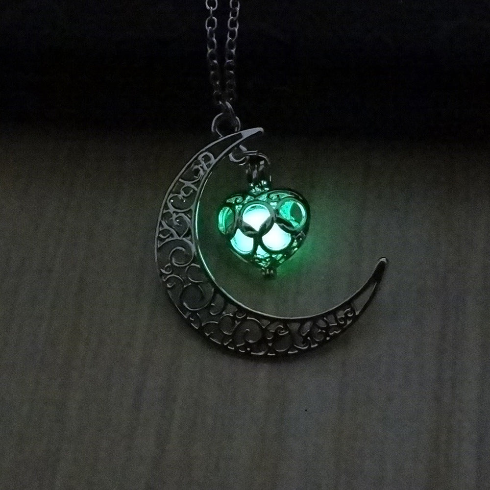 Glowing Pendant Necklace Silver Plated Chain